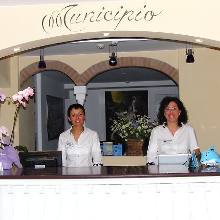 Hotel Resort Marinella ガビッチェ・マーレ エクステリア 写真