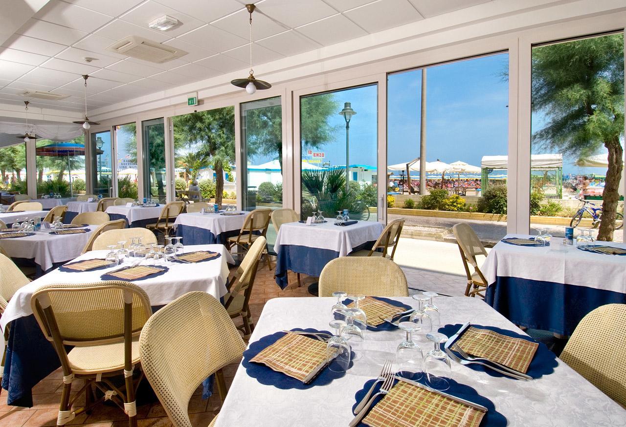 Hotel Resort Marinella ガビッチェ・マーレ エクステリア 写真