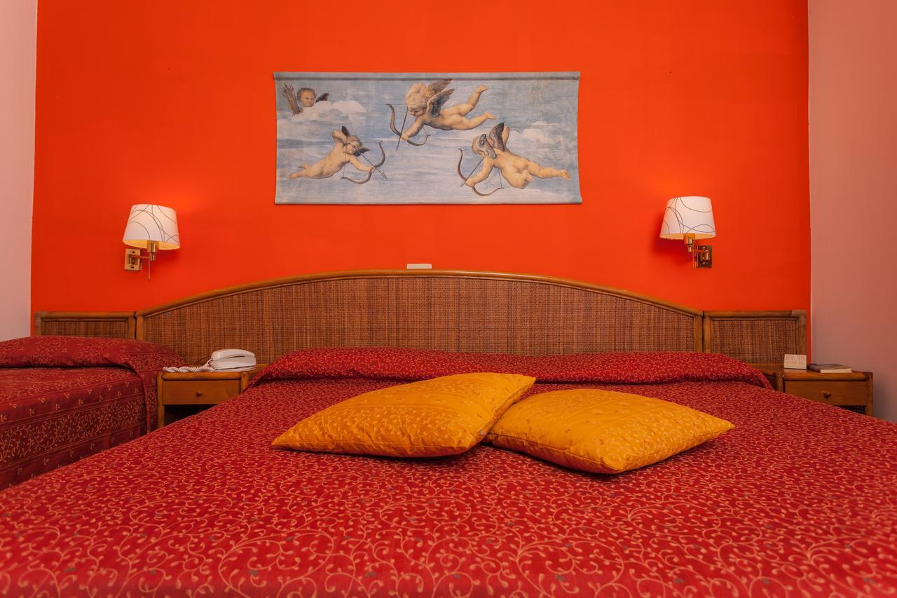Hotel Resort Marinella ガビッチェ・マーレ エクステリア 写真
