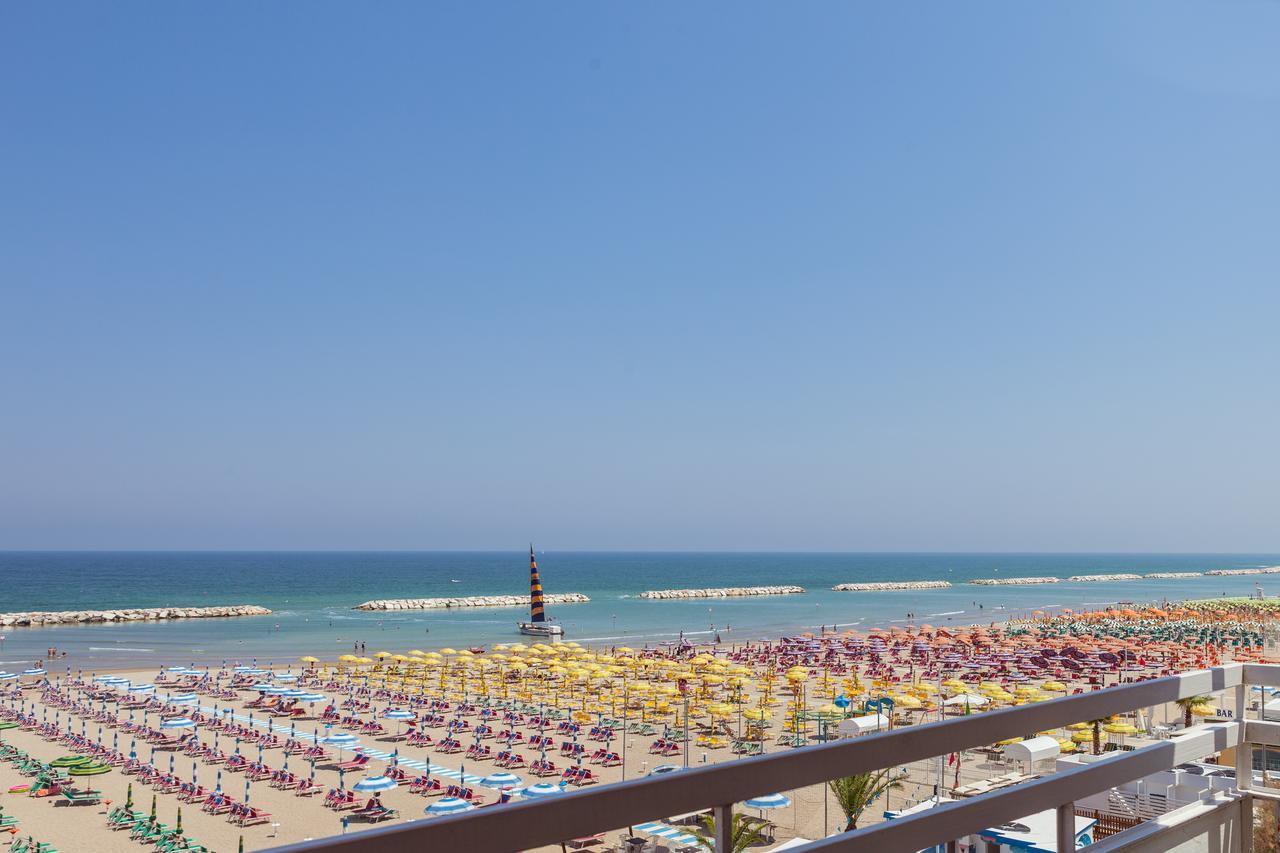 Hotel Resort Marinella ガビッチェ・マーレ エクステリア 写真