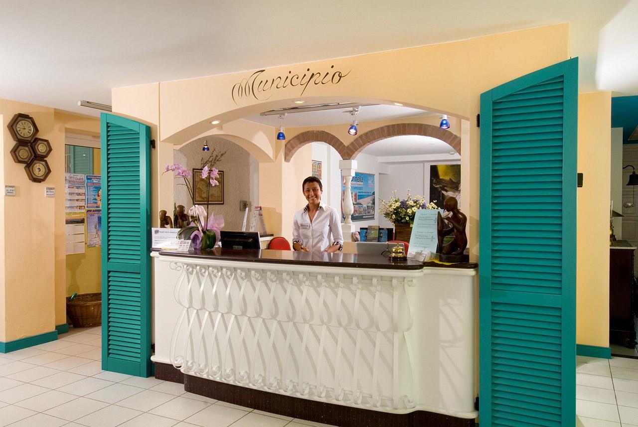 Hotel Resort Marinella ガビッチェ・マーレ エクステリア 写真