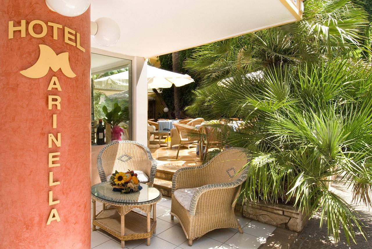 Hotel Resort Marinella ガビッチェ・マーレ エクステリア 写真