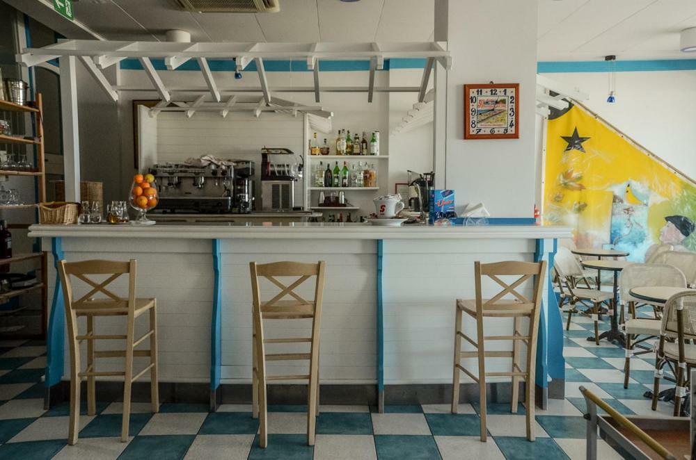 Hotel Resort Marinella ガビッチェ・マーレ エクステリア 写真
