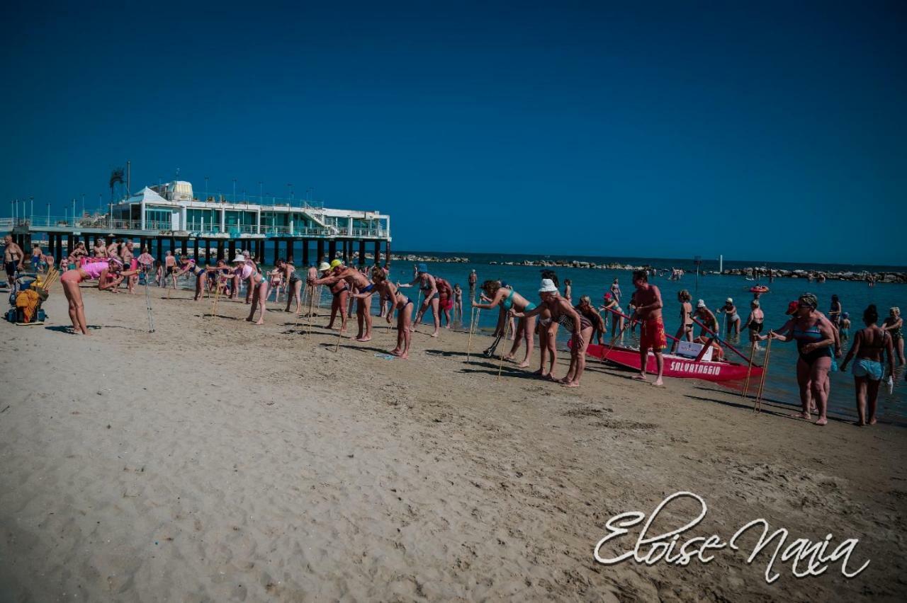 Hotel Resort Marinella ガビッチェ・マーレ エクステリア 写真